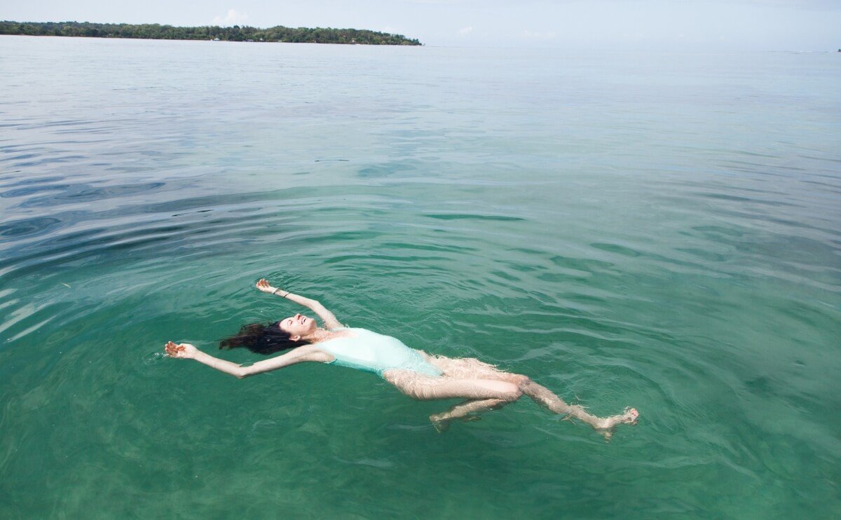 El Agua Salada (Agua del Mar) para el Cabello