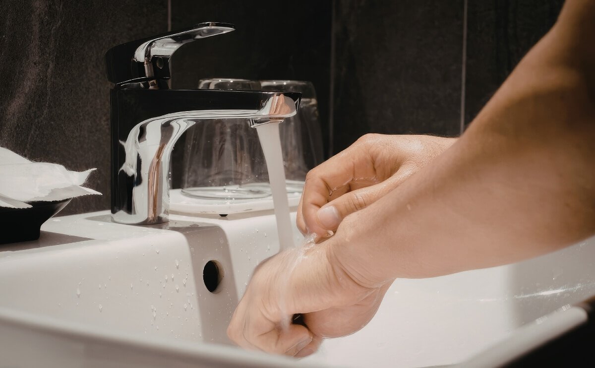Cómo la Calidad del Agua Influye en el Sabor del Café, Té e Infusiones