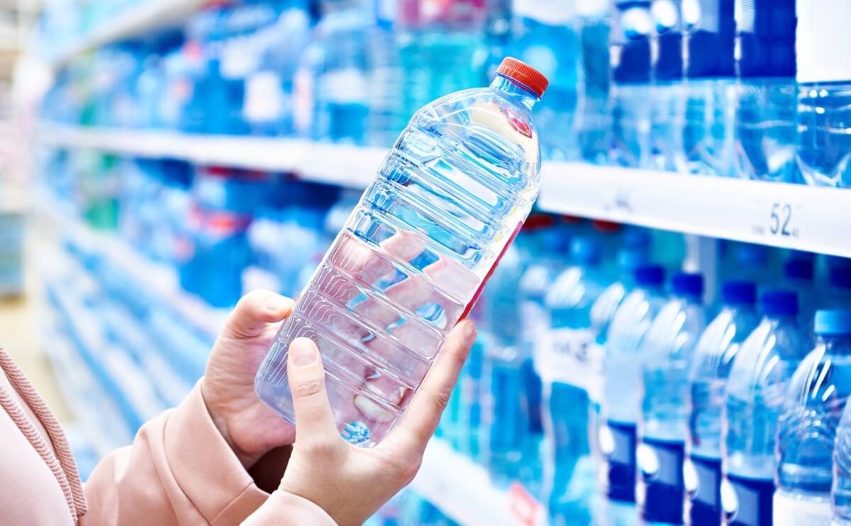 Botellas de Plástico vs. Agua Purificada en Casa: ¿Qué Opción Conviene Más?