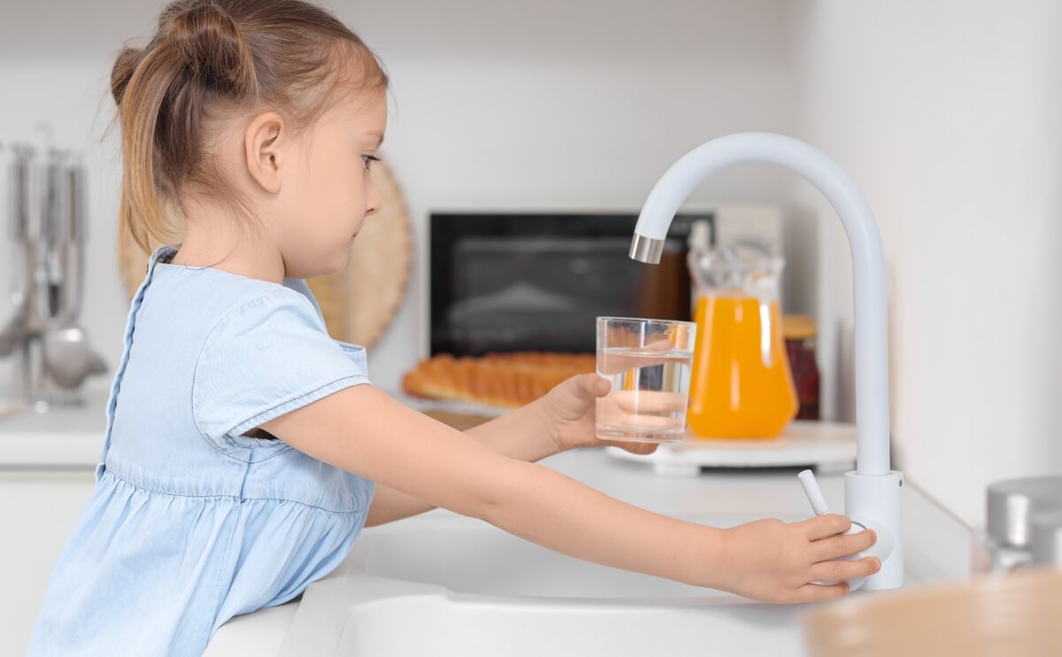 ¿Qué Pasa en Tu Cuerpo Cuando Empiezas a Beber Más Agua Cada Día?